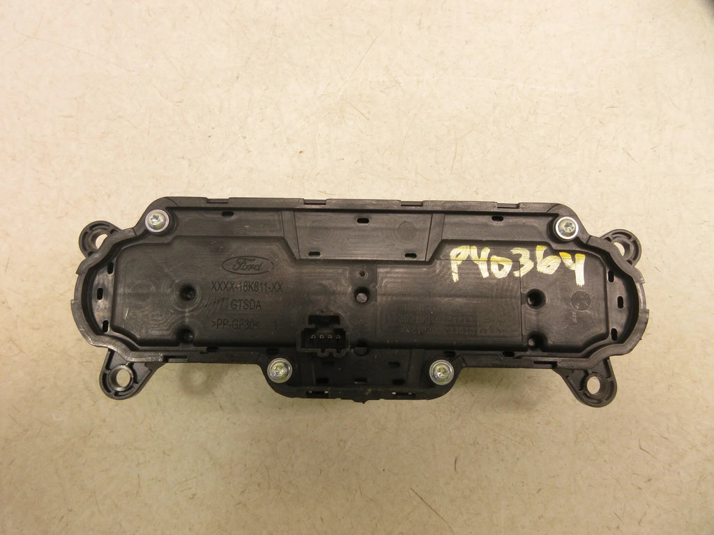 Panel Pre-Owned Radio 6.5" LKQ Control Screen (Good) 19 20 Transit Ford Audio 21 Connect OEM